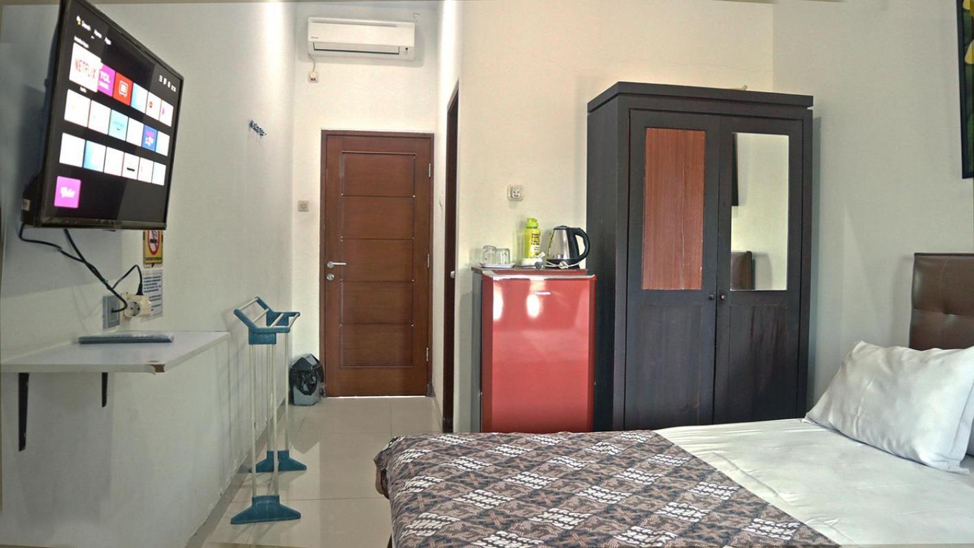 Andelis Homestay Yogyakarta Exterior foto